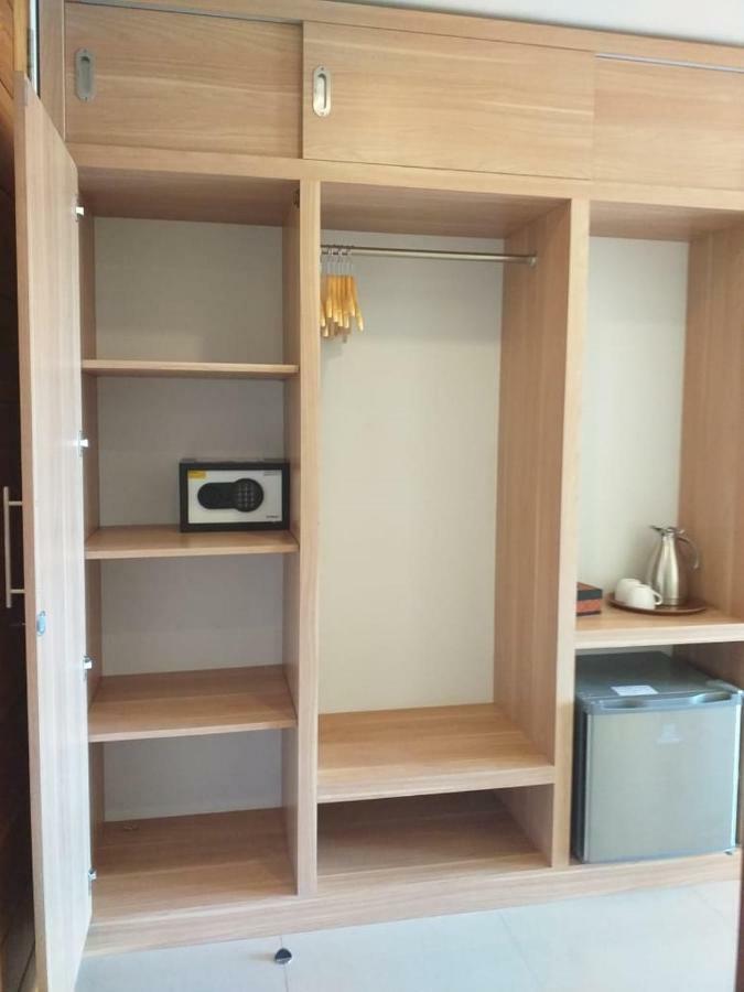 科莫多民宿 纳闽巴霍 外观 照片